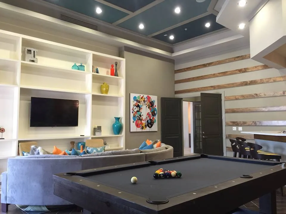 Leasing office community area