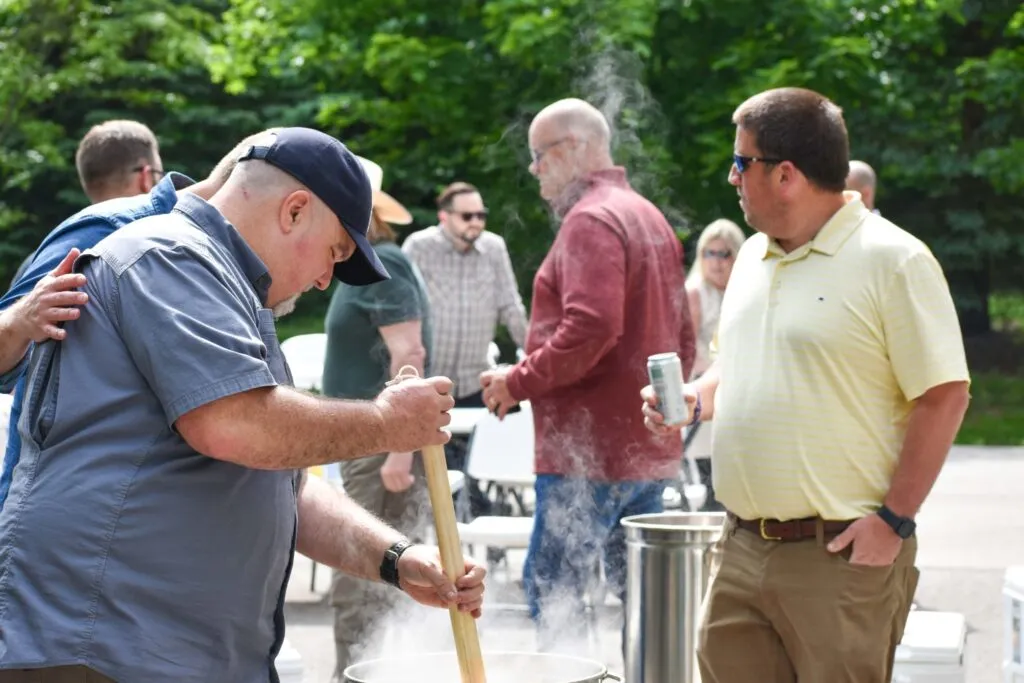 WIELAND Lansing Cajun cookout