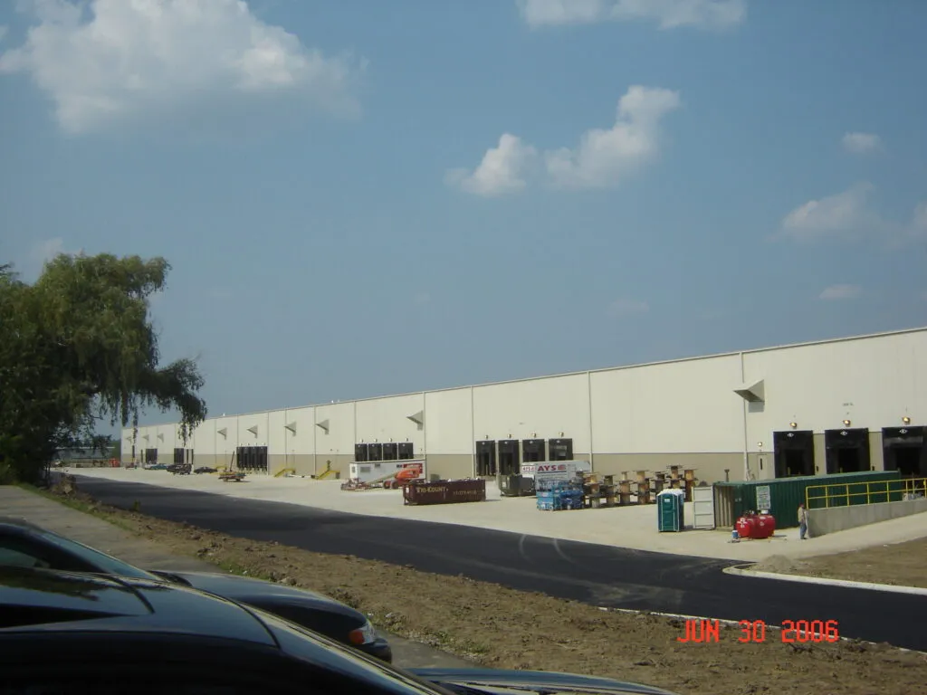 Exterior truck landing bay