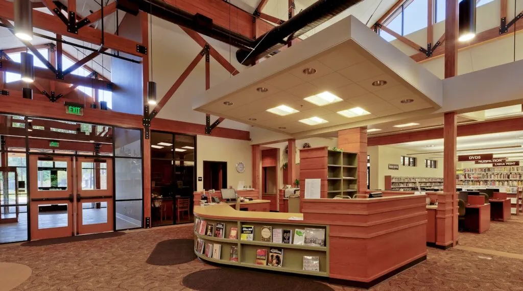 Desoto Parish Library interior front area