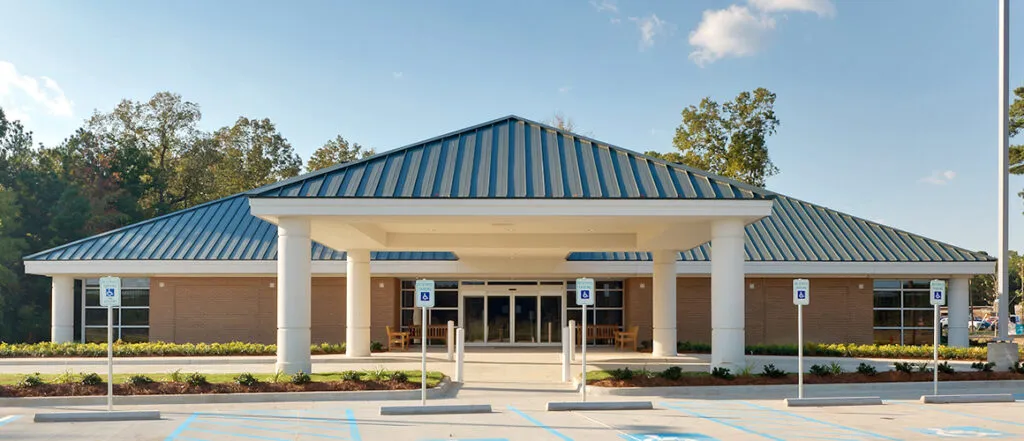 Hardtner Medical Center exterior front entrance