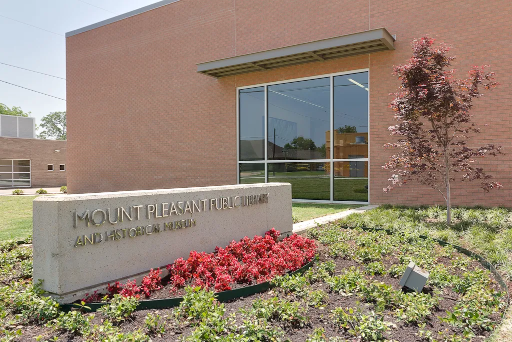 Mt. Pleasant Library exterior sign