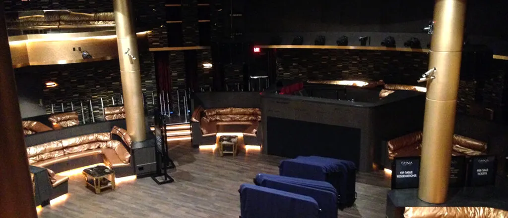Omnia DJ stand